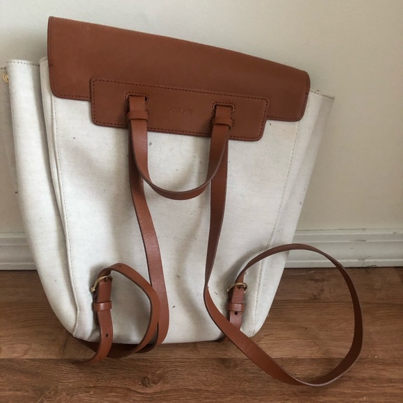 Wilfred Backpack - Picture 2 of 4